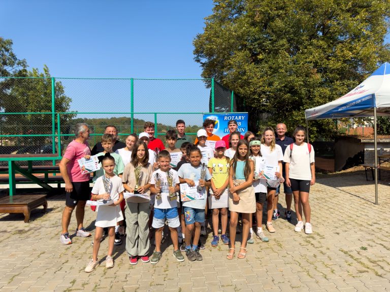 „Fiecare campion a fost cândva un copil care a avut curajul să încerce!”